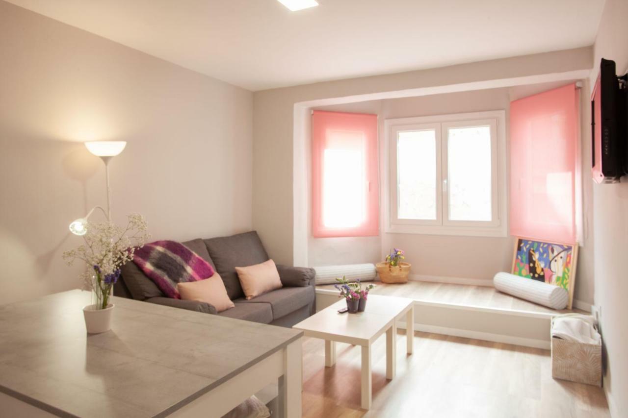 Apartamentos El Paraiso ログローニョ エクステリア 写真